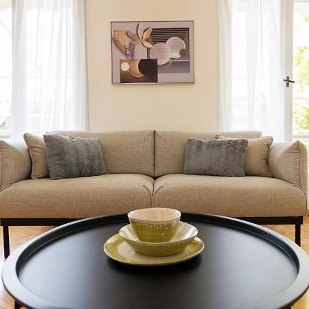 Phaedrus Living: City Center Flat Michalakopoulou เอเธนส์ ภายนอก รูปภาพ