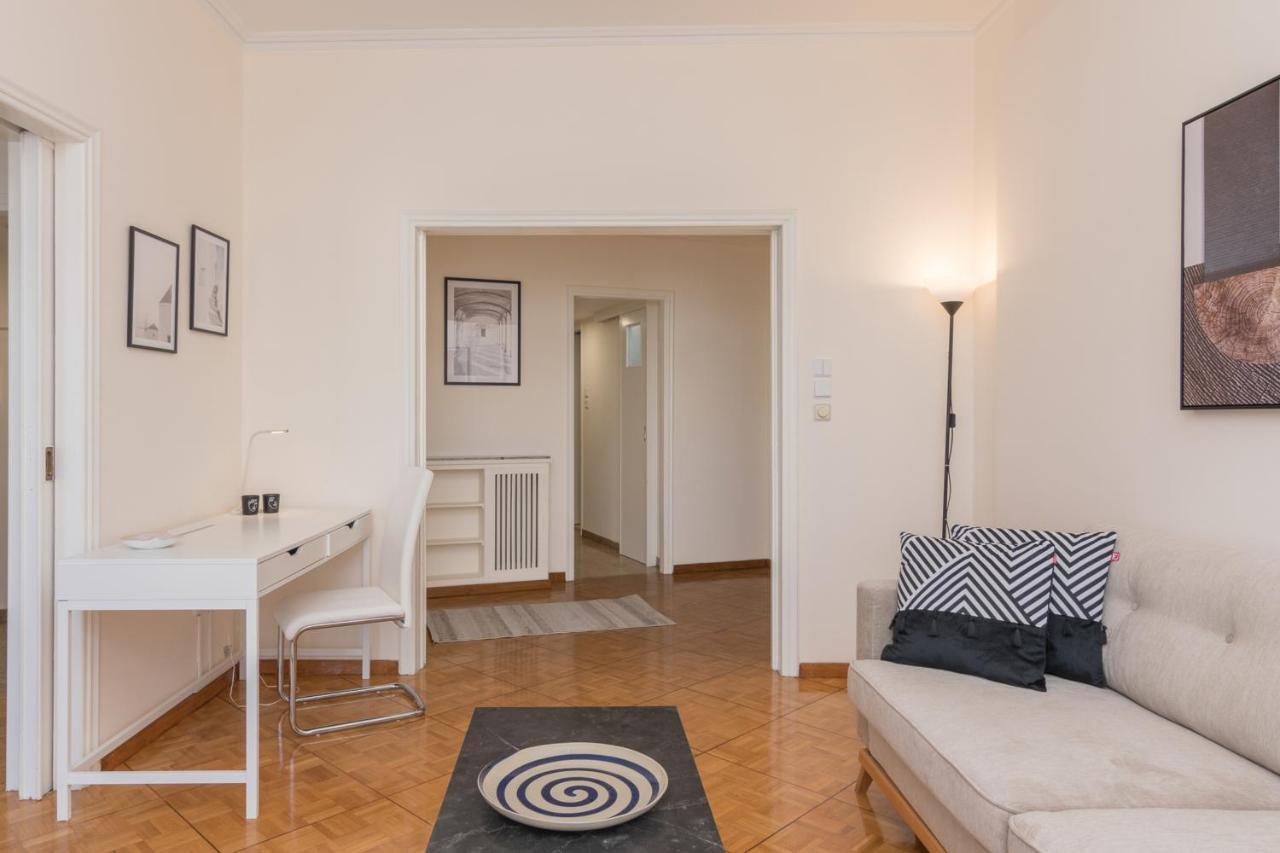 Phaedrus Living: City Center Flat Michalakopoulou เอเธนส์ ภายนอก รูปภาพ
